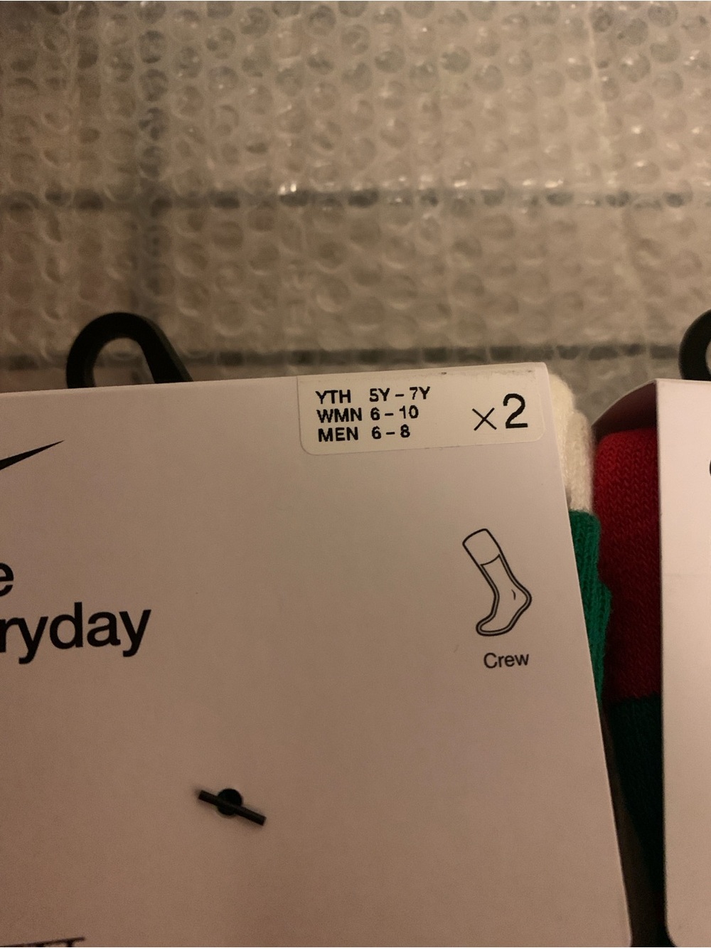 Lot Of 2 Nike Everyday Cushioned Winter Wonderland 2-Pack Crew Socks Size 6-8 M - Picture 2 of 5